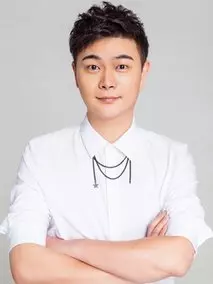 管梓净