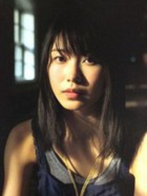 横山由依