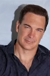 帕特里克·沃伯顿